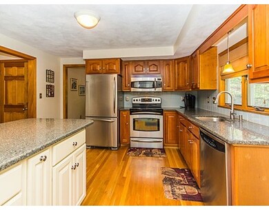 16 Fairview Ave, Waltham, MA 02453 - photo 3