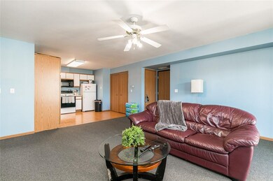 4525 1st Ave SW unit 5, Cedar Rapids, IA 52405 - photo 6