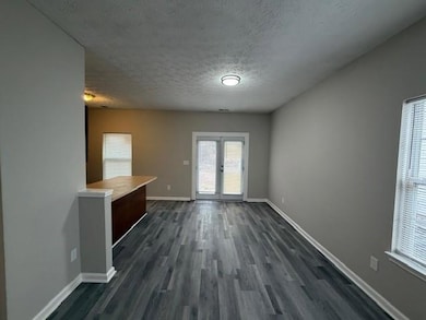 5590 Hampton Ct, Atlanta, GA 30349 - photo 5