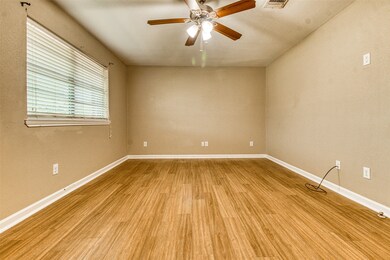 16103 Clarence St, Needville, TX 77461 - photo 6