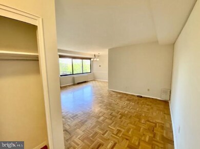 Essex unit 610, Washington, DC 20008 - photo 5