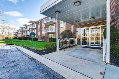 200 Deborah Ln unit 16B, Wheeling, IL 60090 - photo 7