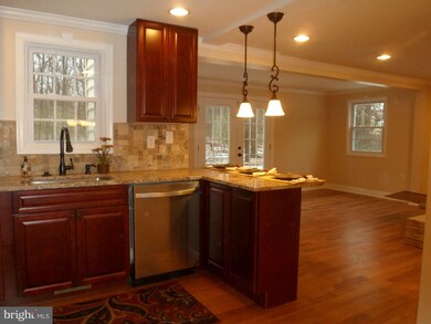 8415 Brock Bridge Rd, Laurel, MD 20724 - photo 3