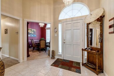 708 Bent Tree Ct, Hurst, TX 76054 - photo 4