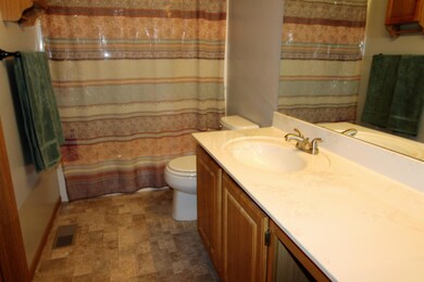 Full upstairs bath