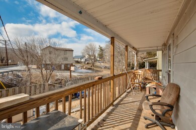 260 Knoxville Rd, Knoxville, MD 21758 - photo 3