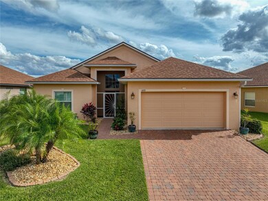 1073 Sawgrass Dr, Winter Haven, FL 33884 - photo 3