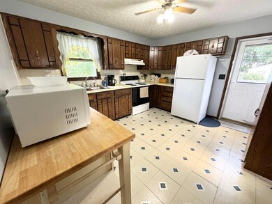 1116 E Chestnut St, Lancaster, OH 43130 - photo 2