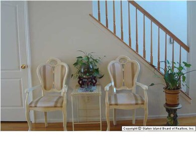 48 Parkinson Ave, Staten Island, NY 10305 - photo 6