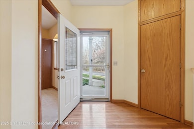 1409 Weatherhill Ct unit 9, East Lansing, MI 48823 - photo 5