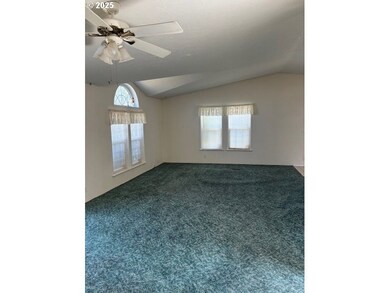 3055 SW River View Dr, Pendleton, OR 97801 - photo 3