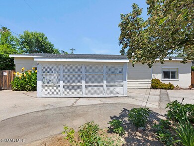 21117 Avenue San Luis, Woodland Hills, CA 91364 - photo 4
