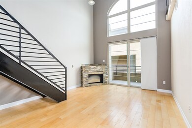 Bright, open living space!