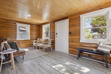 706 S Elm St, Nappanee, IN 46550 - photo 7