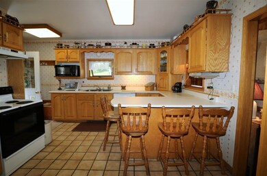 95 Mount Forist St, Berlin, NH 03570 - photo 5