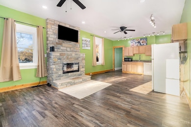 412 Walnut St, Elmwood, OH 45216 - photo 4