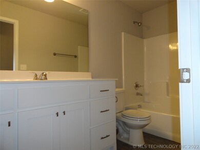 1908 E Winston St, Broken Arrow, OK 74011 - photo 7