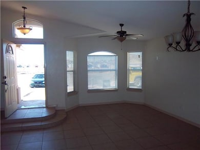 14461 Antwerp St, El Paso, TX 79928 - photo 2