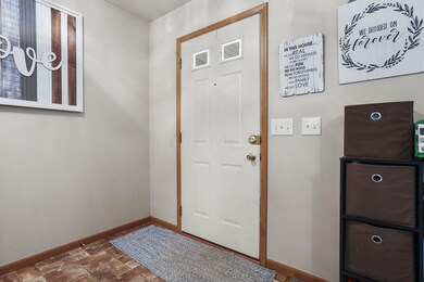 954 Tenbrook Place, Columbus, OH 43228 - photo 6