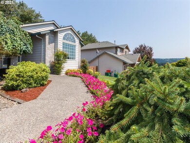 365 SW 18th St, Troutdale, OR 97060 - photo 3