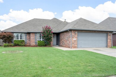 3970 S 210th East Ave, Broken Arrow, OK 74014 - photo 2