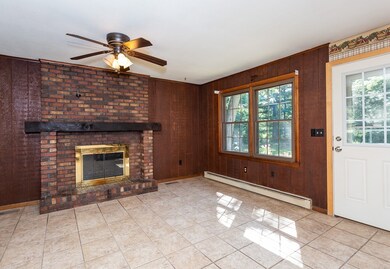 180 James St, Feeding Hills, MA 01030 - photo 4