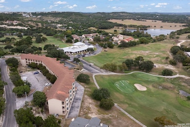 20 Tapatio Dr E unit 205, Boerne, TX 78006 - photo 7