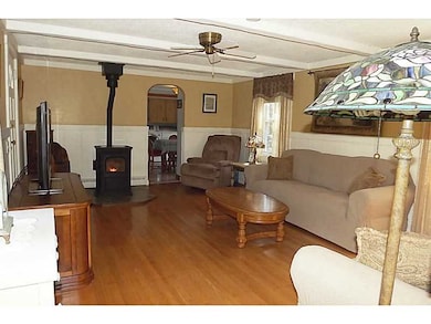 1168 Woonsocket Hill Rd, North Smithfield, RI 02896 - photo 5