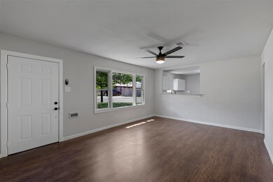 801 Perry Dr, Fort Worth, TX 76108 - photo 5