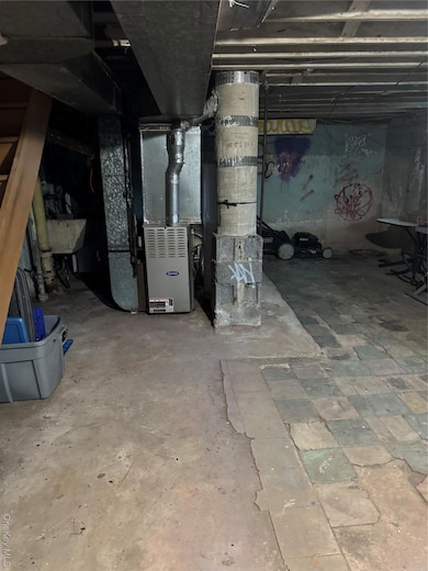 98 Clinton Ave, New Rochelle, NY 10801 - photo 7