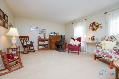 1208 Woodworth Dr, Findlay, OH 45840 - photo 7