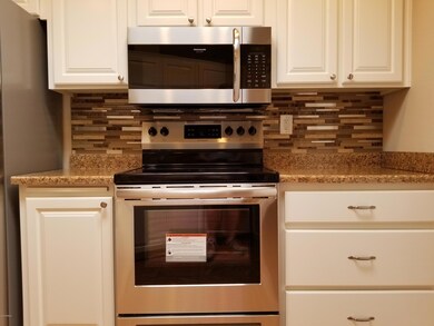 14037 N Palm Ridge Dr W, Sun City, AZ 85351 - photo 4