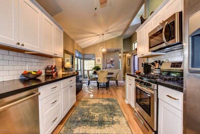 Kitchen 4