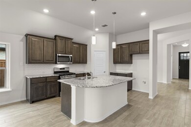 7705 Oakmeade St, Joshua, TX 76058 - photo 4