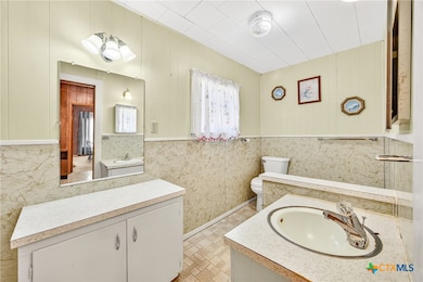 1506 Saint Paul St, Gonzales, TX 78629 - photo 7