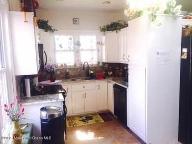 kitchen 2 cedar
