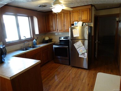 712 Nash Rd, North Tonawanda, NY 14120 - photo 2