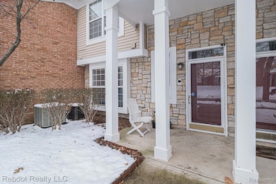 56234 Troon N, Shelby Township, MI 48316 - photo 2