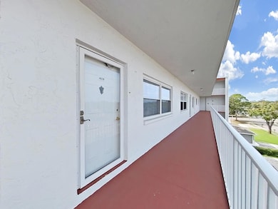 Park Plaza unit 409, Pinellas Park, FL 33781 - photo 4