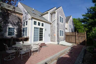 024-photo-side-view-7147916