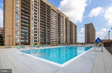 Skyline House unit 1612, Baileys Crossroads, VA 22041 - photo 7