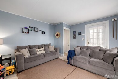 326 1st St, Middlesex, NJ 08846 - photo 4