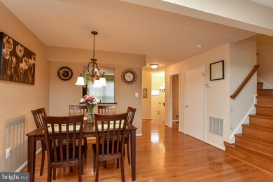 13936 Baton Rouge Ct, Centreville, VA 20121 - photo 7
