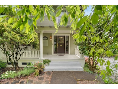 3906 S Kelly Ave, Portland, OR 97239 - photo 2