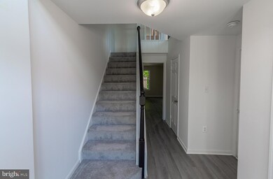 13978 Lightburn Ln, Centreville, VA 20121 - photo 4