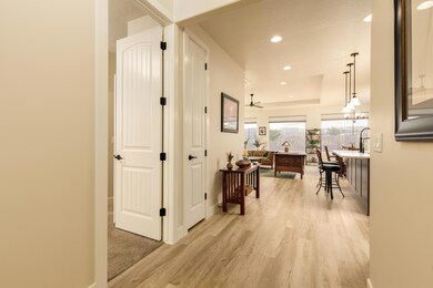 1821 W Grapevine, Hurricane-WendyLynn (1