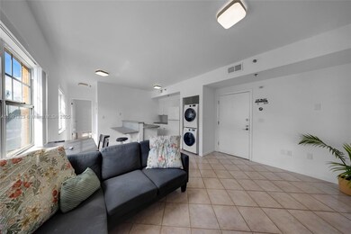 1255 Pennsylvania Ave unit 307, Miami Beach, FL 33139 - photo 3