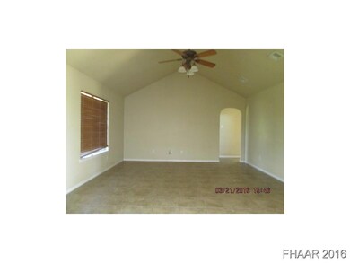 800 Sunset Dr, Copperas Cove, TX 76522 - photo 2