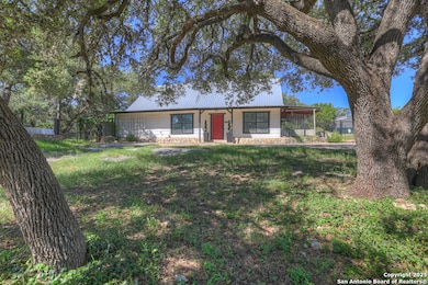 500 Line Camp Loop, Spring Branch, TX 78070 - photo 4