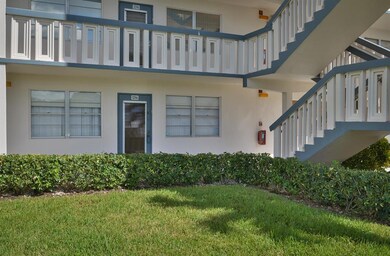 1096 Yarmouth E, Boca Raton, FL 33434 - photo 5